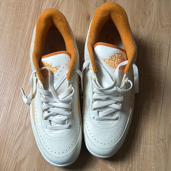Jordan Sneakers White and Orange Accents - Picture 2 of 8